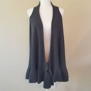 GREY SLEEVESS CARDIGAN